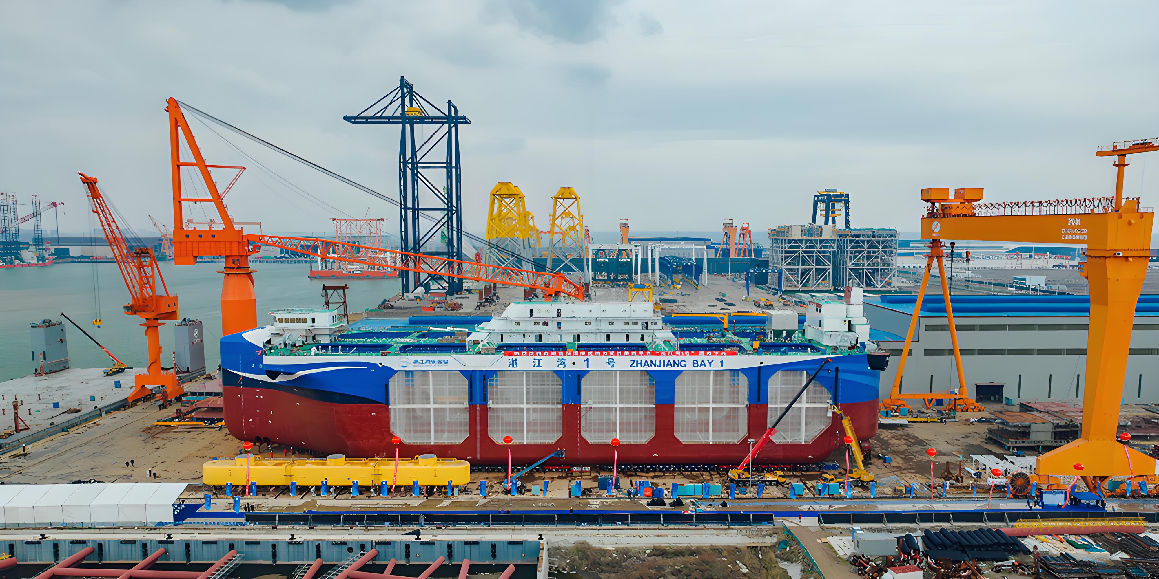 世界首創(chuàng)漂浮式動(dòng)力定位養(yǎng)殖平臺(tái)&ldquo;湛江灣1號(hào)&rdquo;